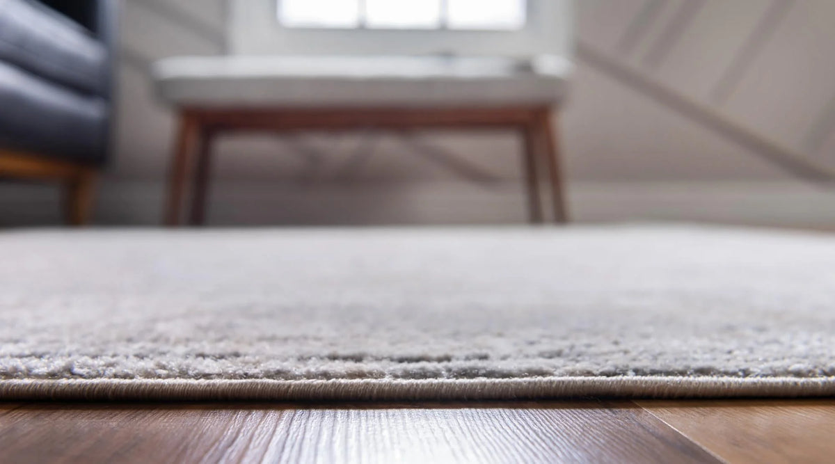 Ivory Low-Pile Rug S9034