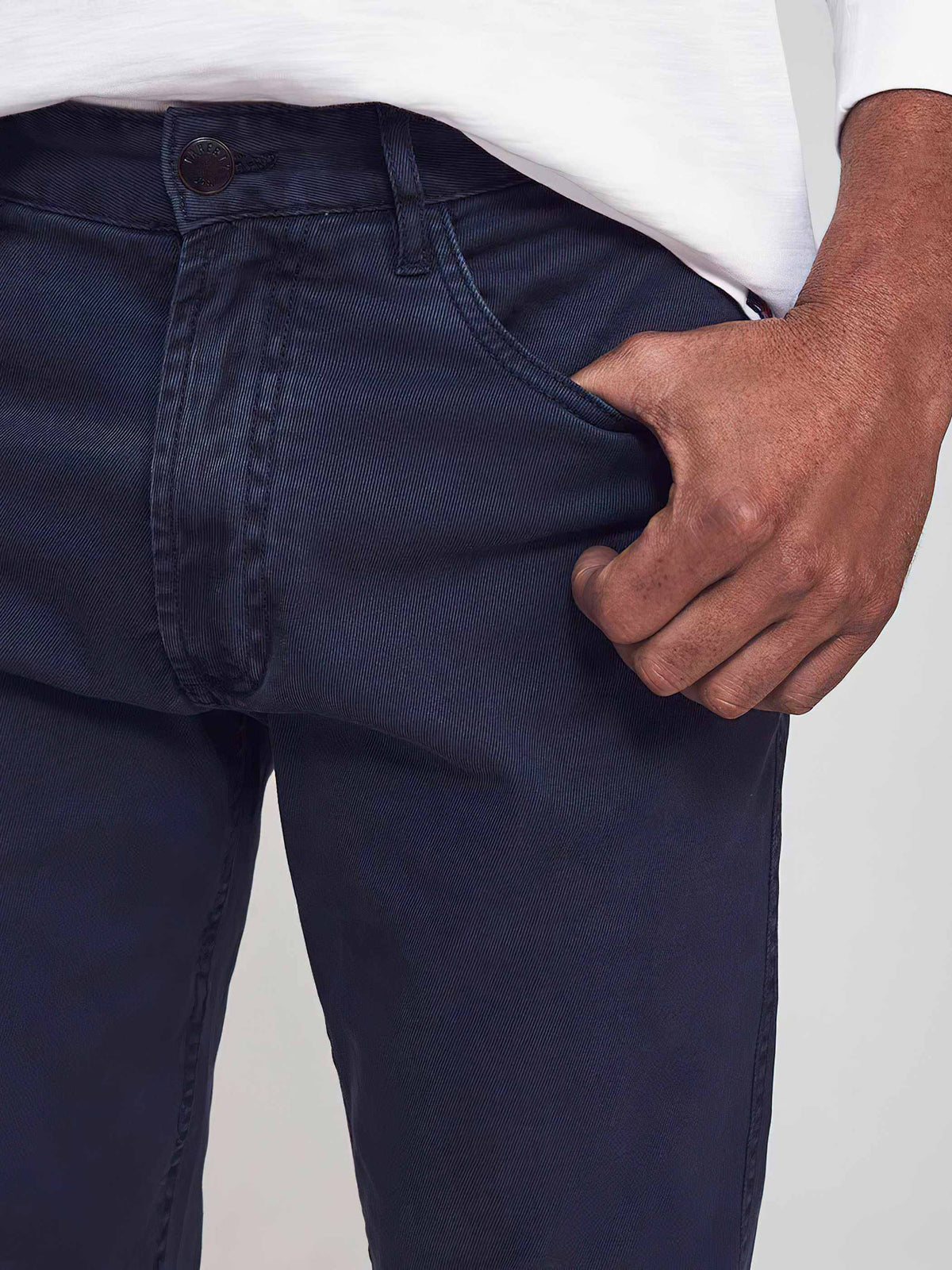 Navy 5-Pocket Pant L1020