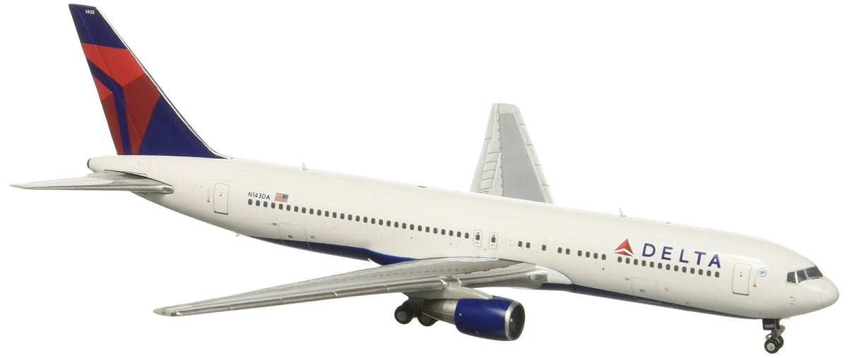 1:400 Scale Diecast Model Airplane S1740