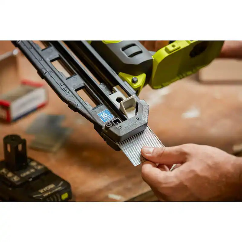 18V Cordless Finish Nailer with 2.0 Ah Battery I624
