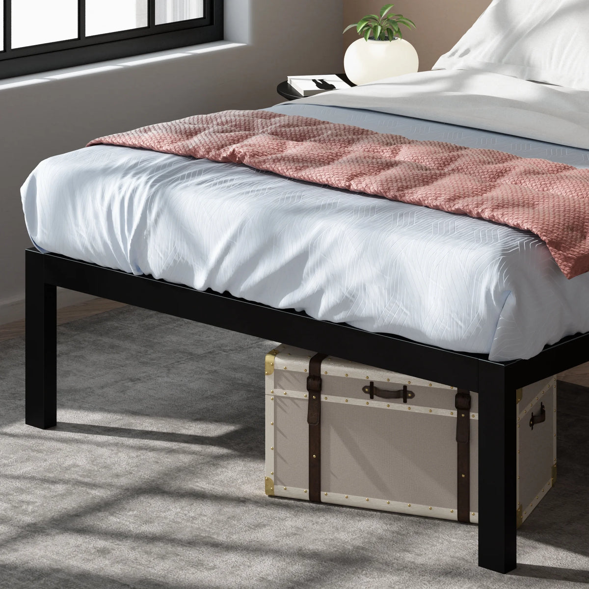 18" Metal Platform Bed Frame, Queen H40068