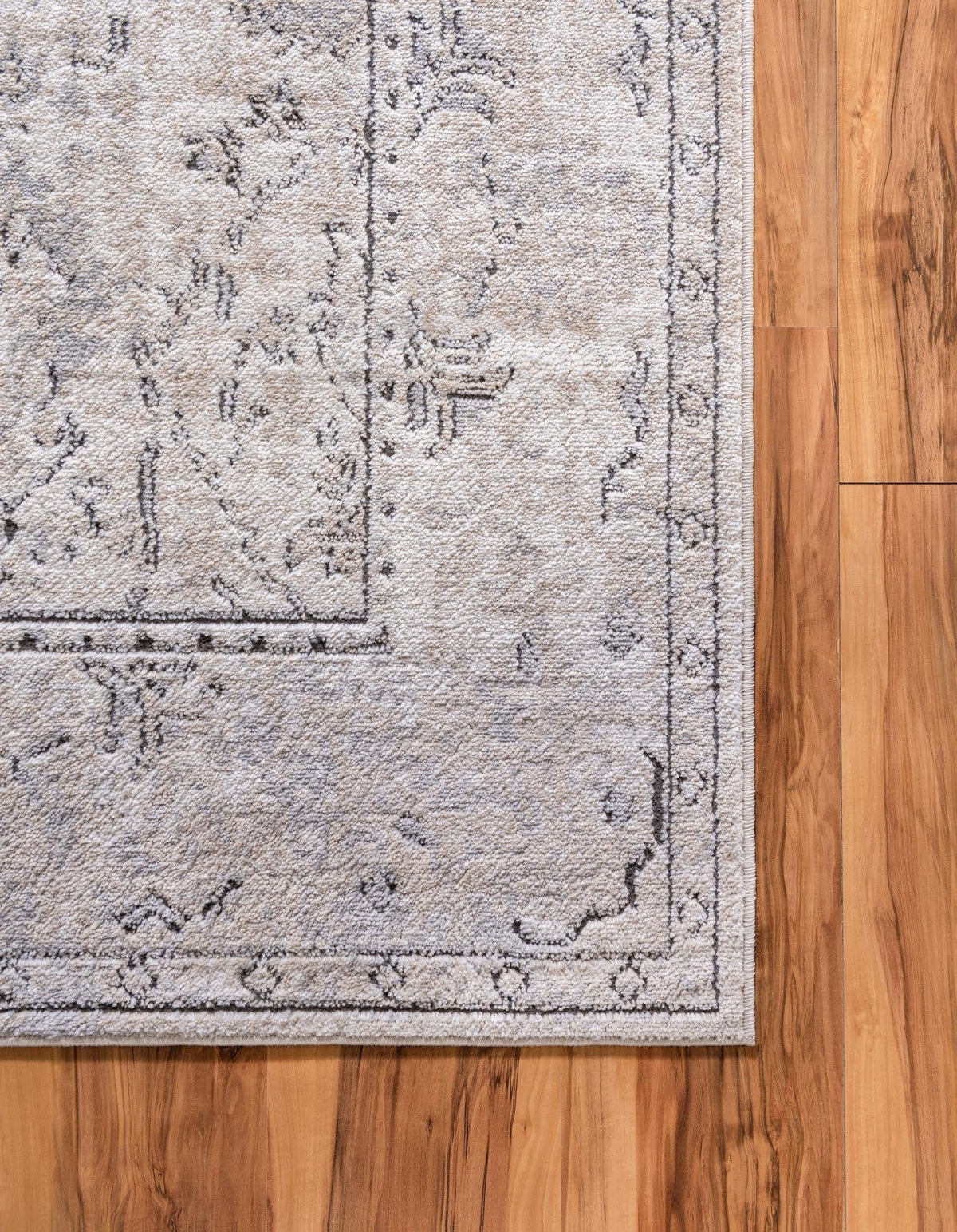 Ivory Low-Pile Rug S9034