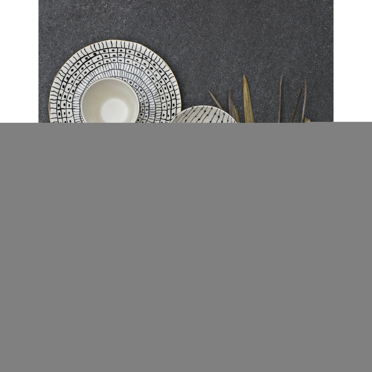 White & Black Bowls (Set of 4) G195