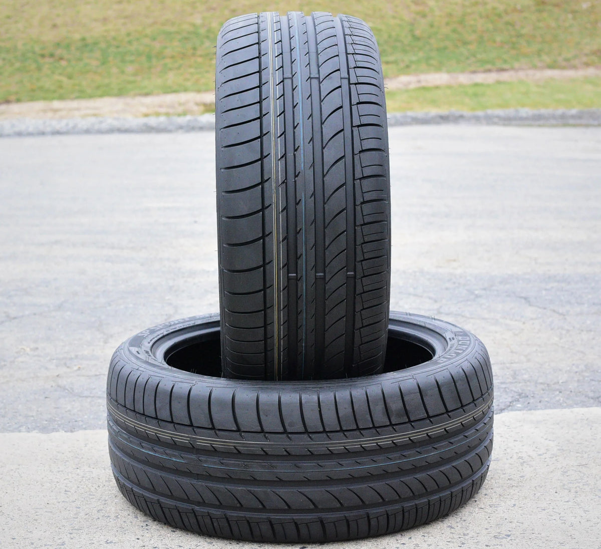 245/40R19 94Y Tire B1218