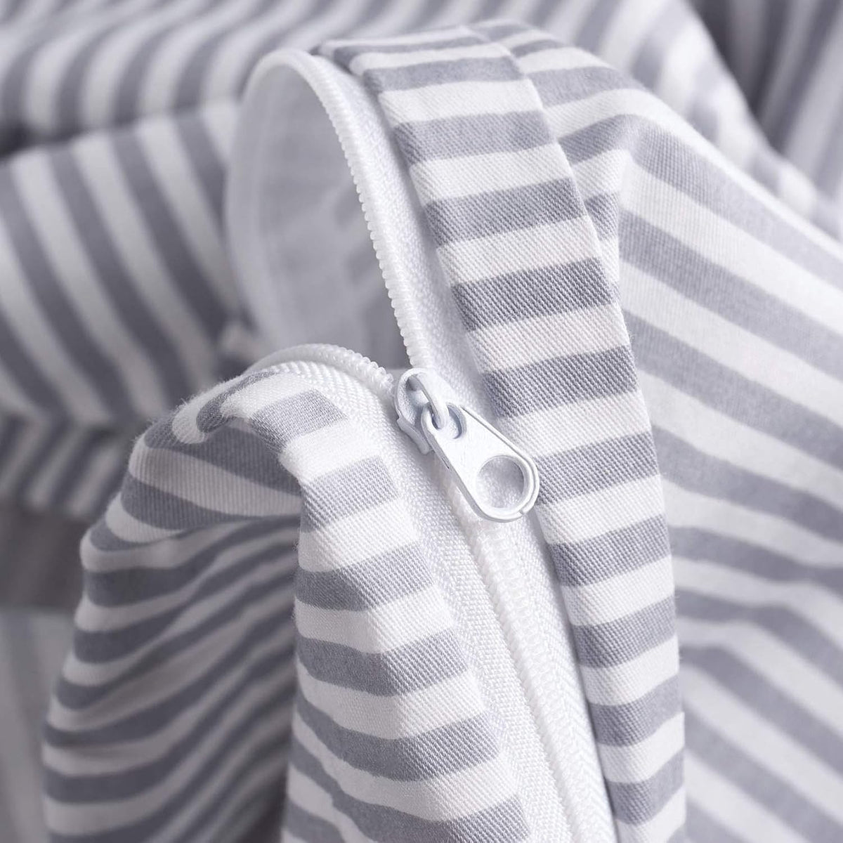 Gray White Striped 100% Cotton Duvet Cover Set, California King Size E448082