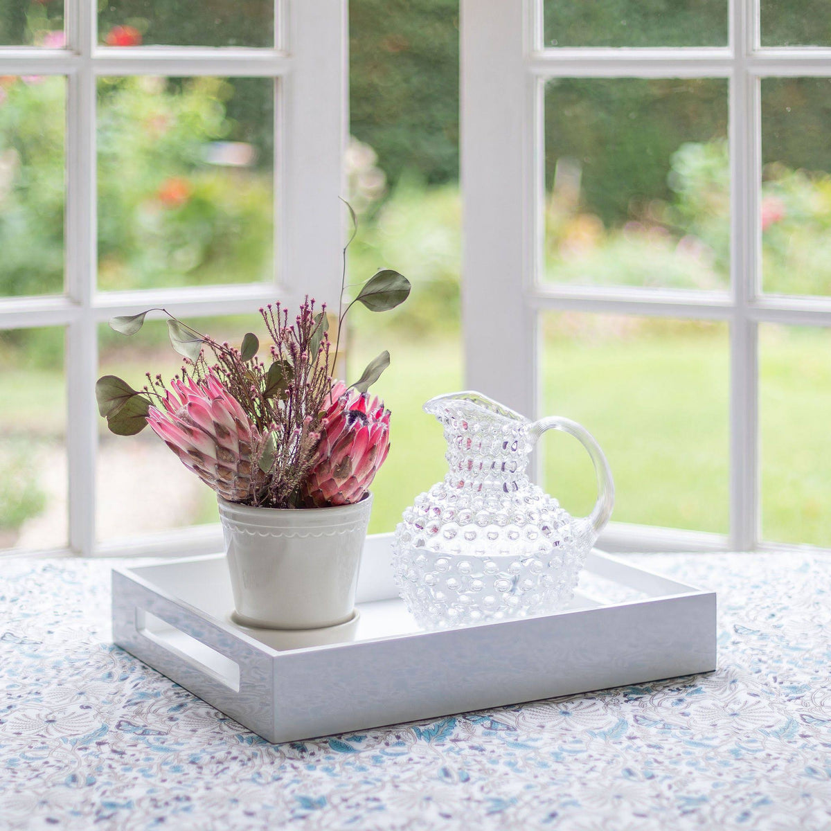 White Lacquered Serving Tray Q223