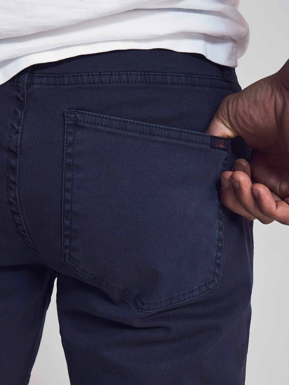Navy 5-Pocket Pant L1020
