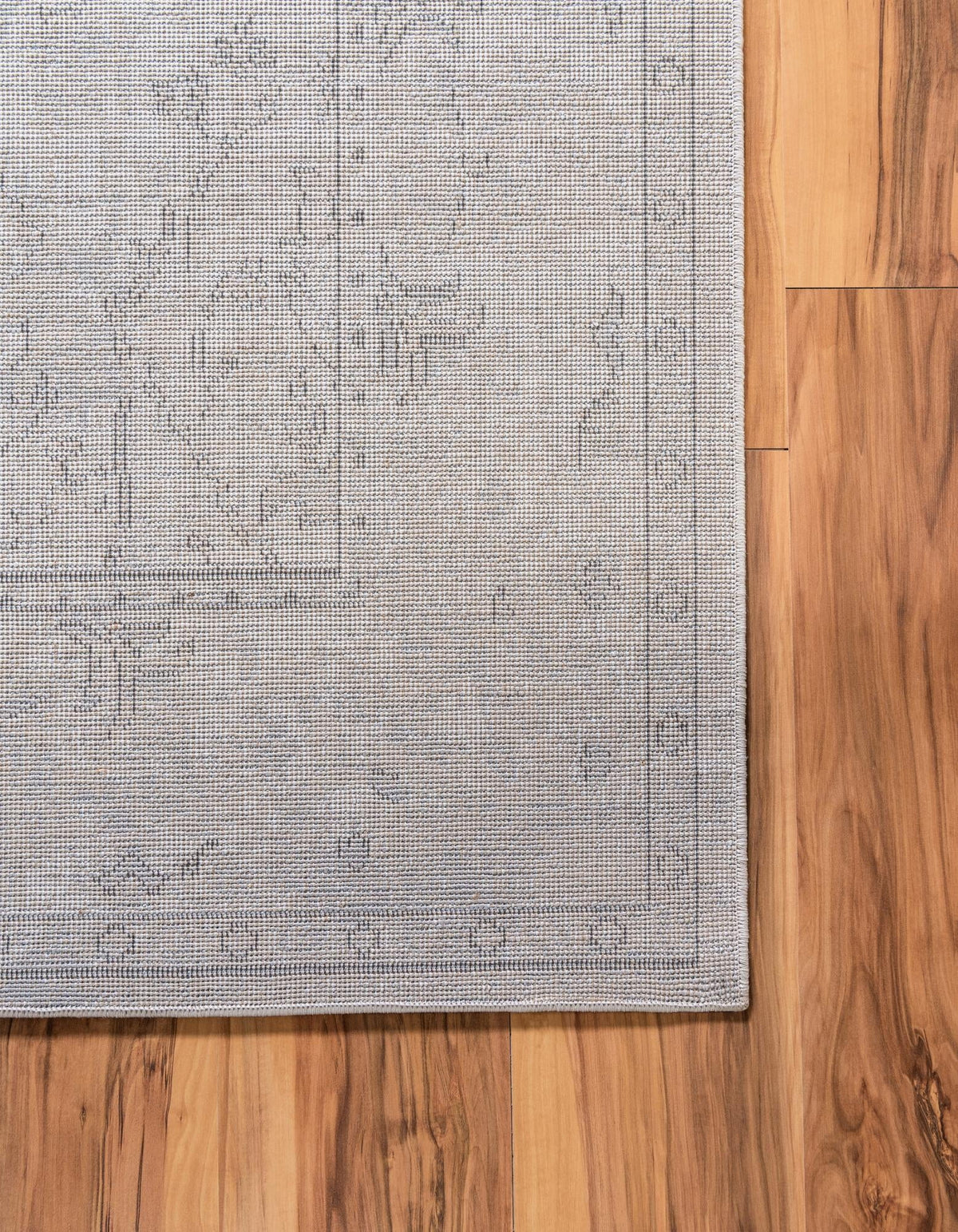 Ivory Low-Pile Rug S9034