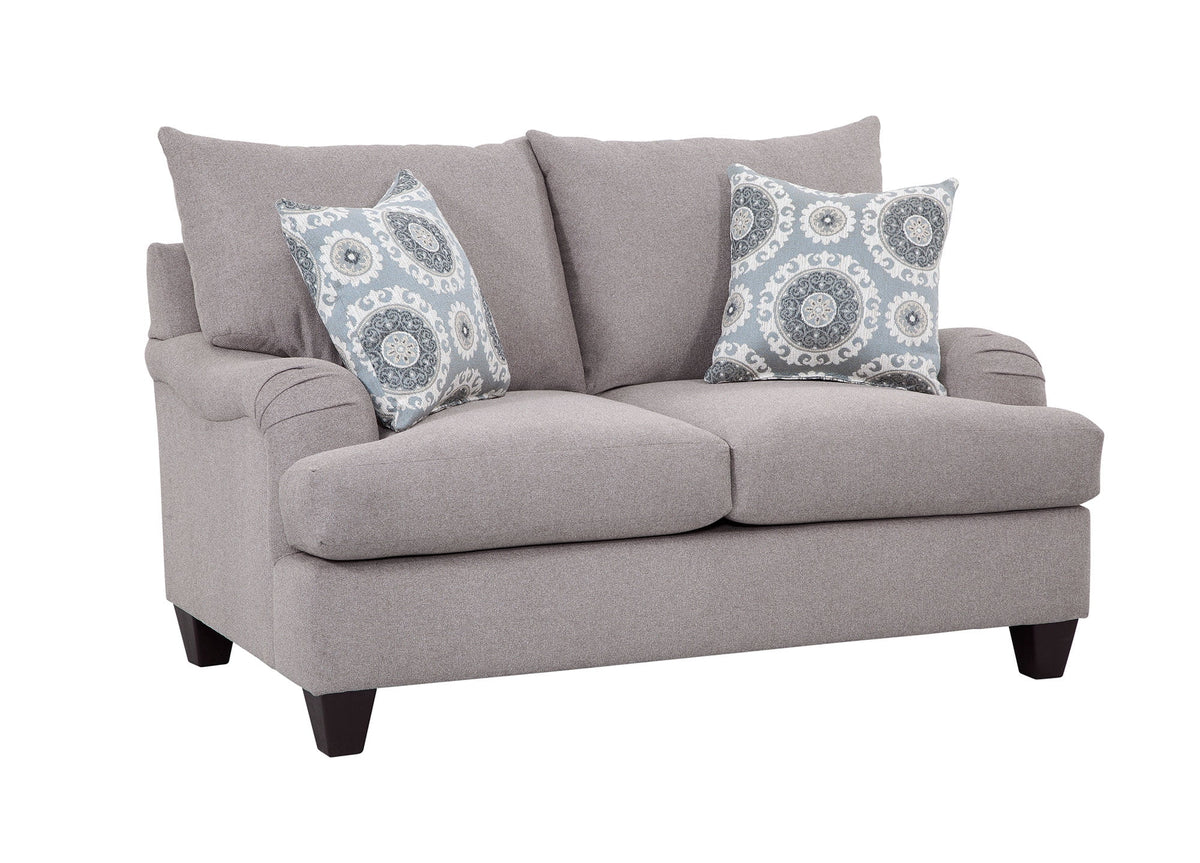 Soft Gray Rolled Arm Loveseat with 2 Accent Pillows W607