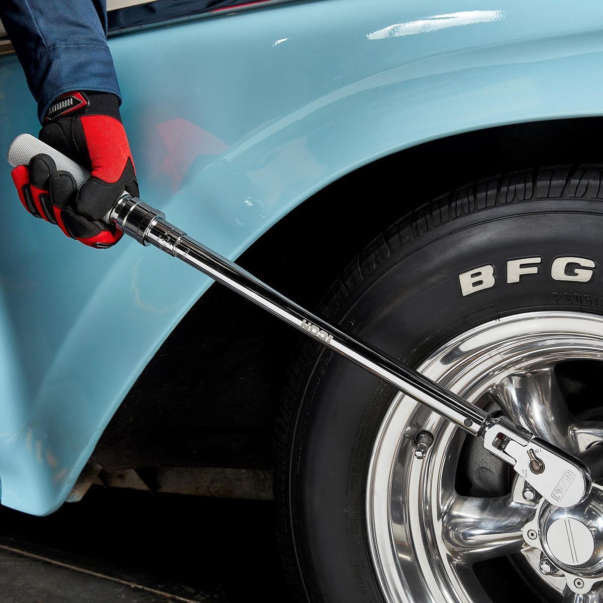 1/2 in. Drive Flex-Head Click Torque Wrench P972014